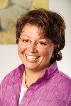 Dr. Sabine Oberhauser