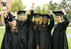Verbesserungen hat Obama nun auch fr College-StudentInnen angekndigt. Wegen der hohen Studiengebhren werden die meisten College-Ausbildungen ber Kredite finanziert.