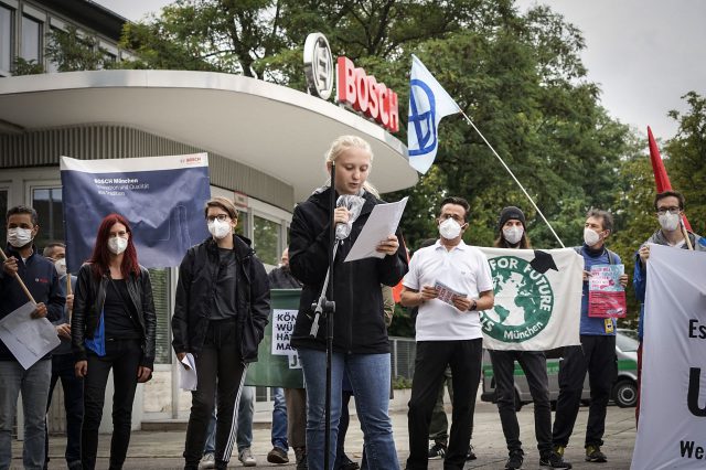 Foto von Protesten vor dem Bosch-Werk in München