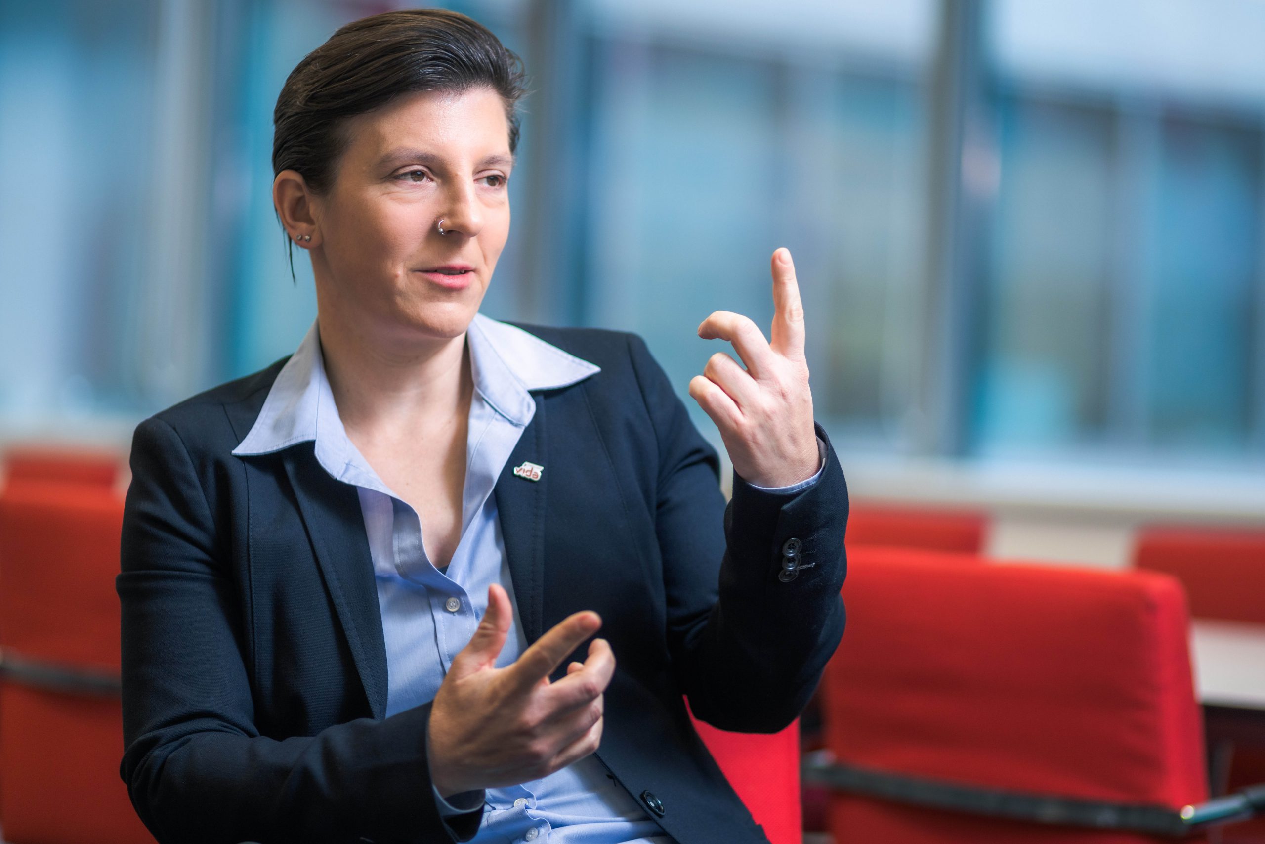 vida-Generalsekretärin Anna Daimler im Interview über Lohndumping in Österreich.