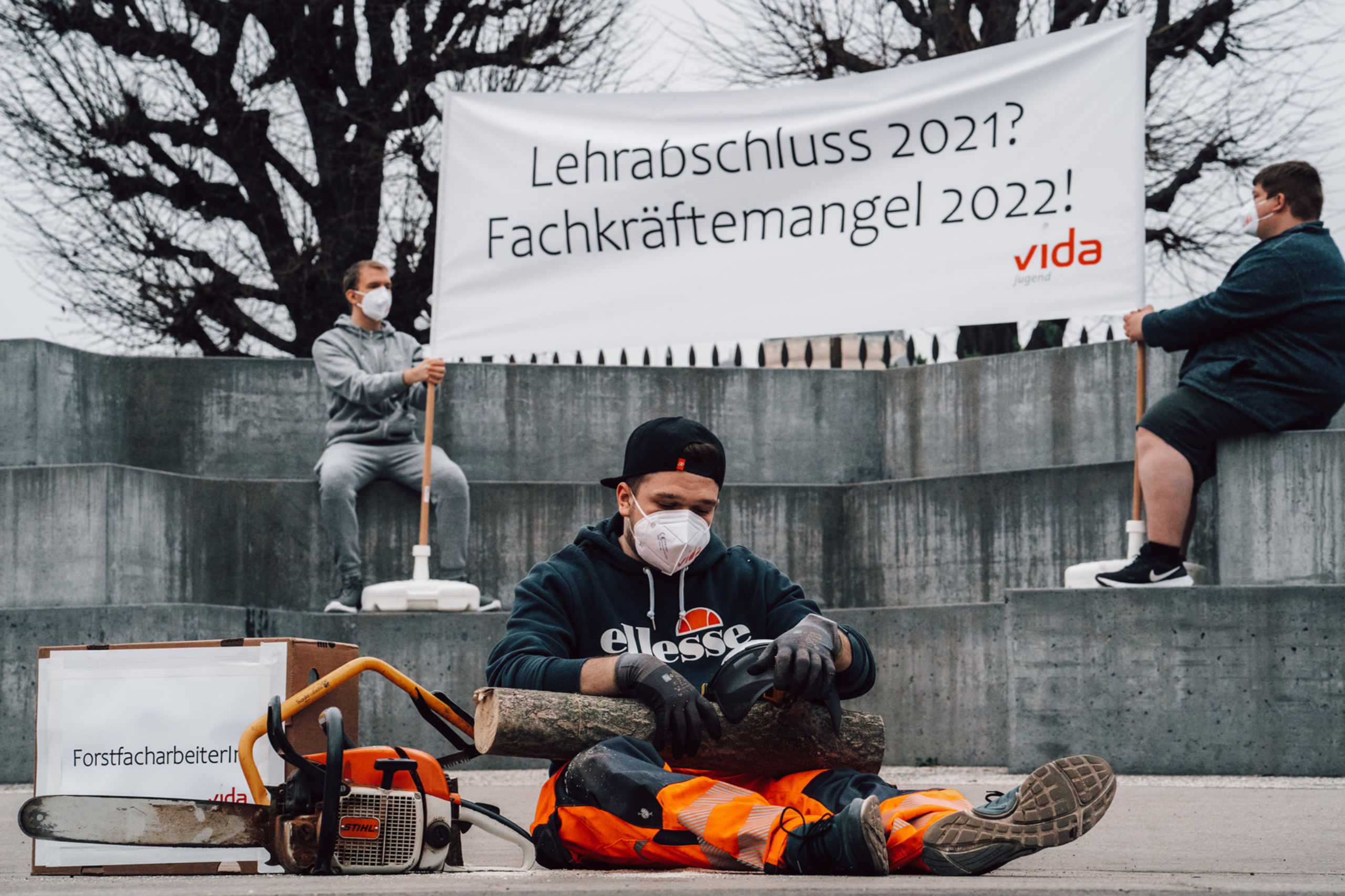 Protestaktion der Aktivist:innen Gruppe Waschbäre.