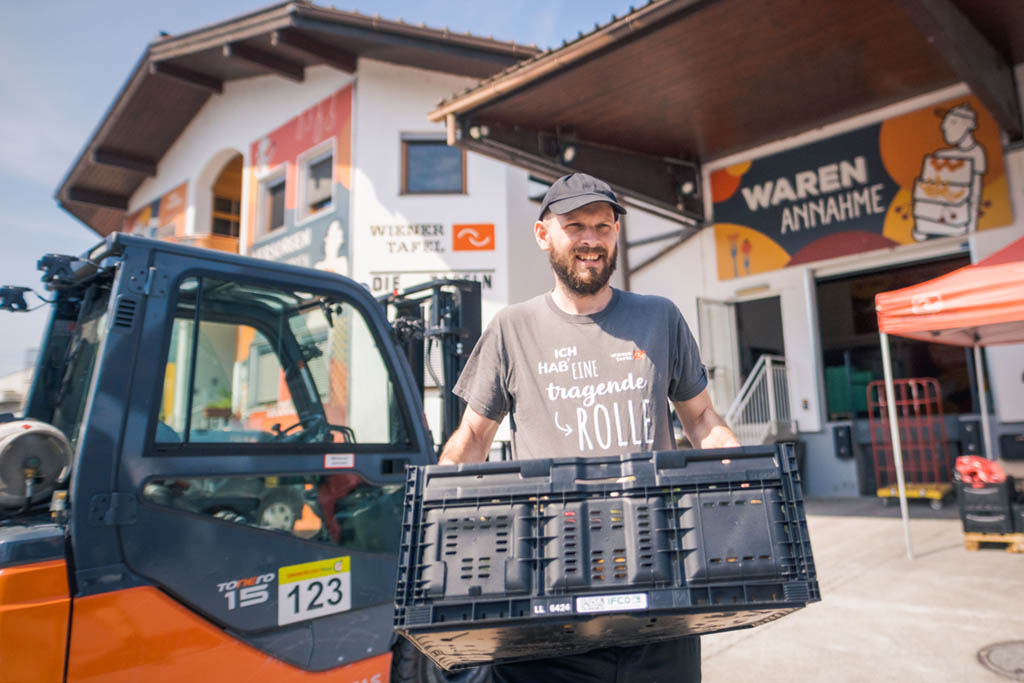 Reportage Wiener Tafel Armut Lebensmittel Ehrenamt