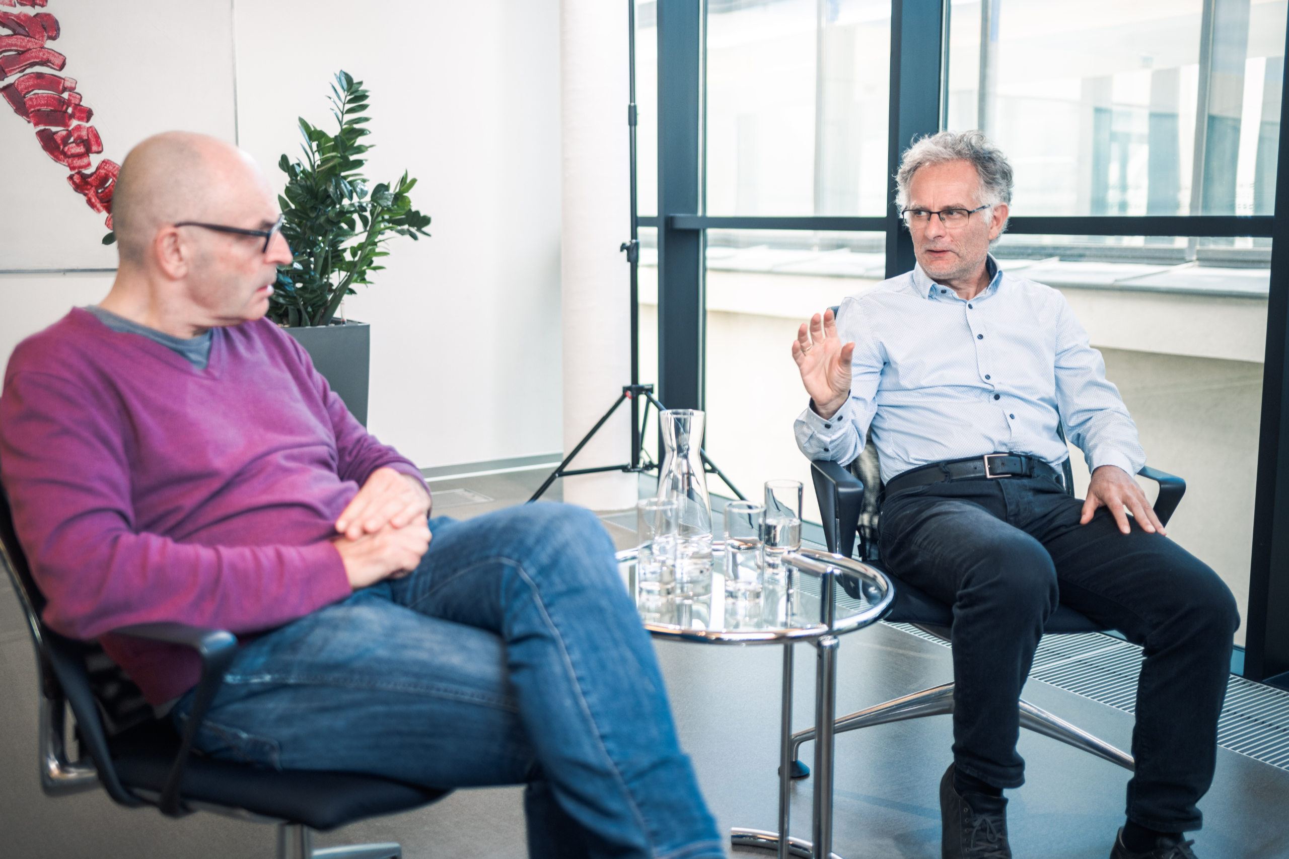 Markus Marterbauer und Martin Schürz im Interview über neoliberale Wirtschaftspolitik.