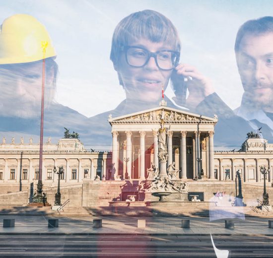 Arbeiter über dem neuen Parlament. Symbolbild für betriebliche Mitbestimmung Demokratie.