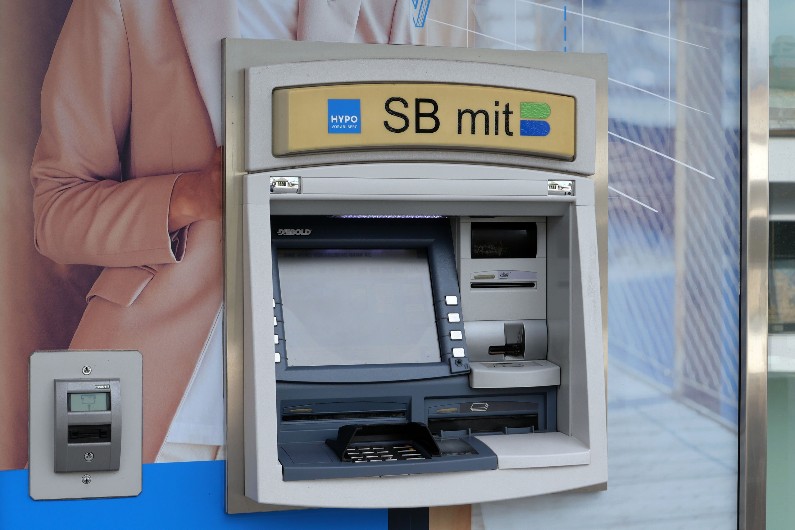 Ein Geldautomat der Hypo in Vorarlberg.
