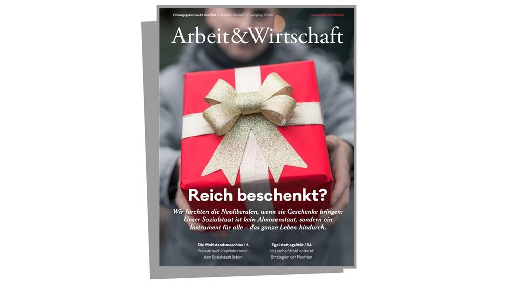 Cover zur Sozialstaatsausgabe mit dem Titel "Reich beschenkt". Auf dem Cover ist eine Person zu sehen, die ein Geschenk in die Kamera hält.