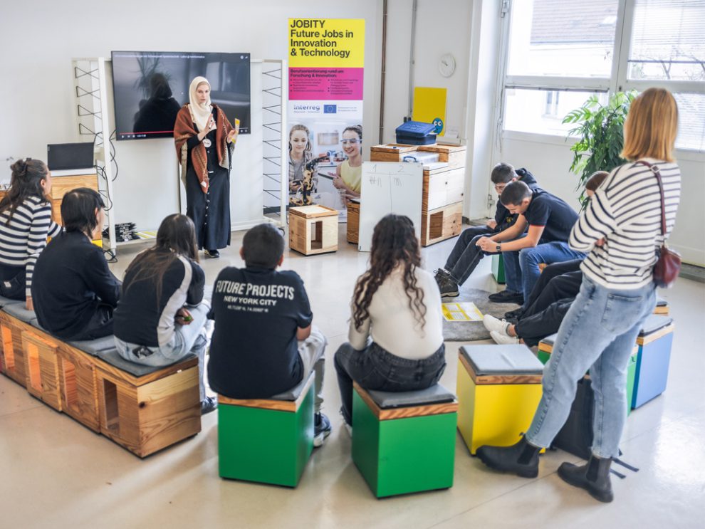 Ein Workshop zur Berufswahl, der mehr Gleichberechtigung vermitteln und Klischees aufbrechen soll.
