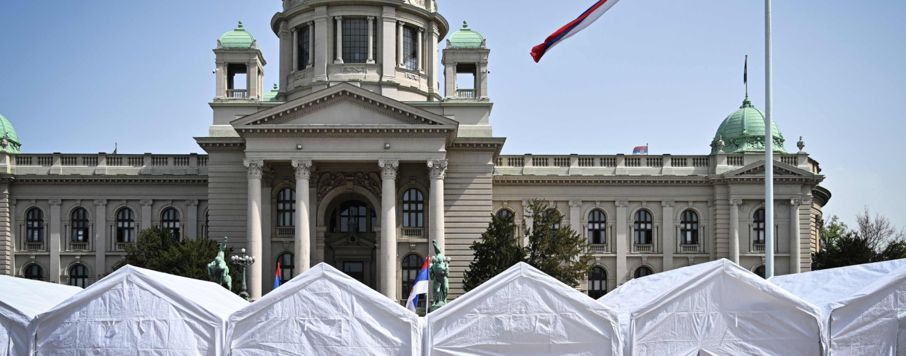 Pro-Regierungsproteste in Serbien für das Vučić-Regime. | © Oliver Bunic, AFP, Picturedesk.com