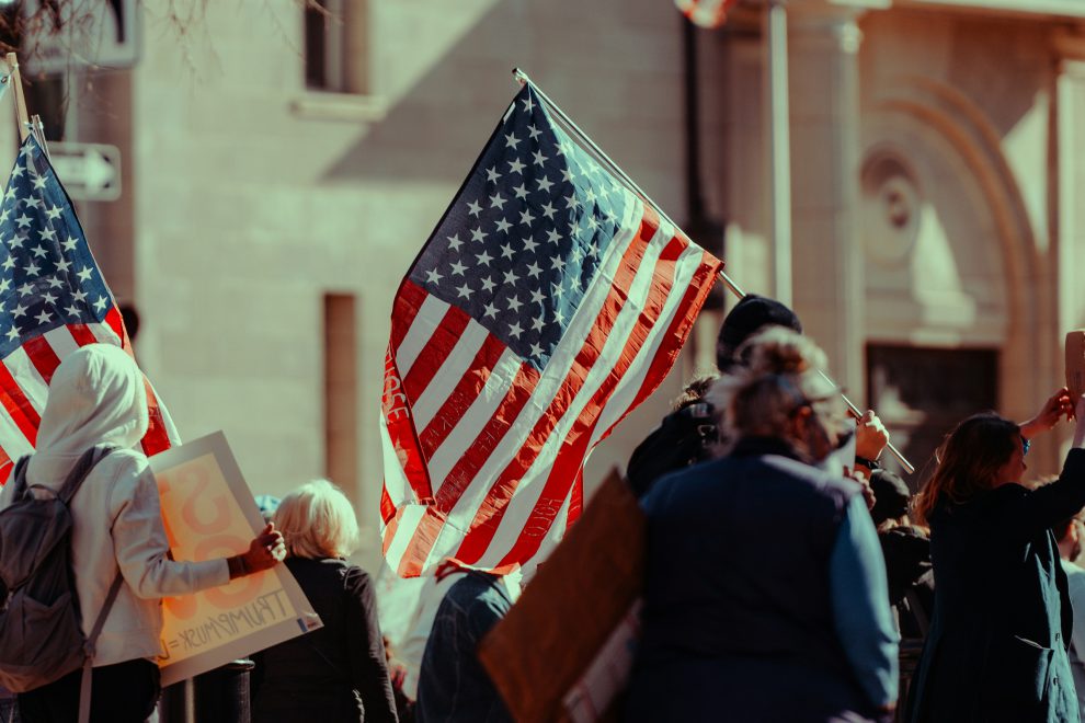 Gewerkschaften und Arbeitnehmer:innen kämpfen in den USA für Demokratie und Arbeitsrechte.