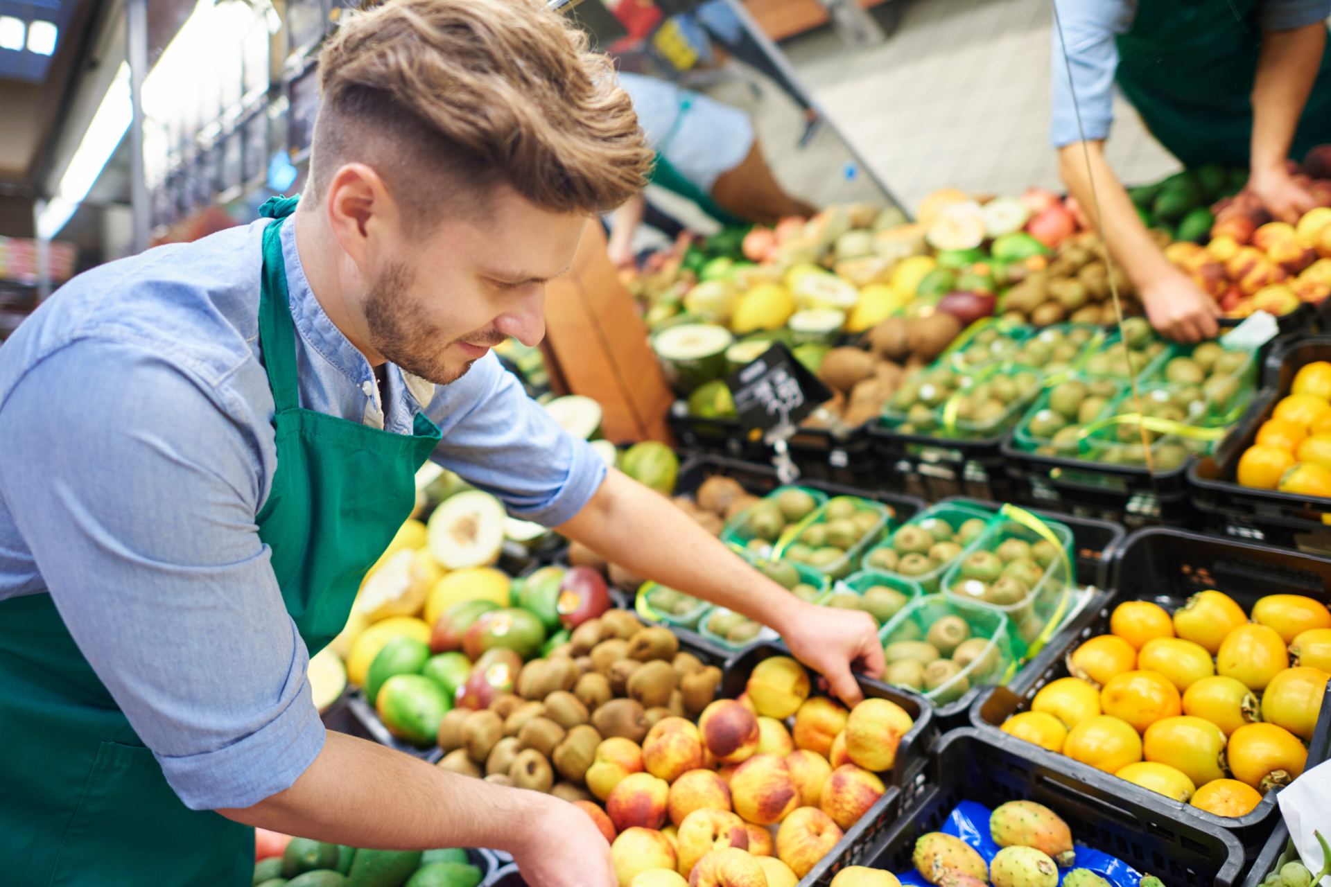 Aufgrund der hohen Inflation wird der Handels-KV neu verhandelt. | © Adobe Stock/gpointstudio