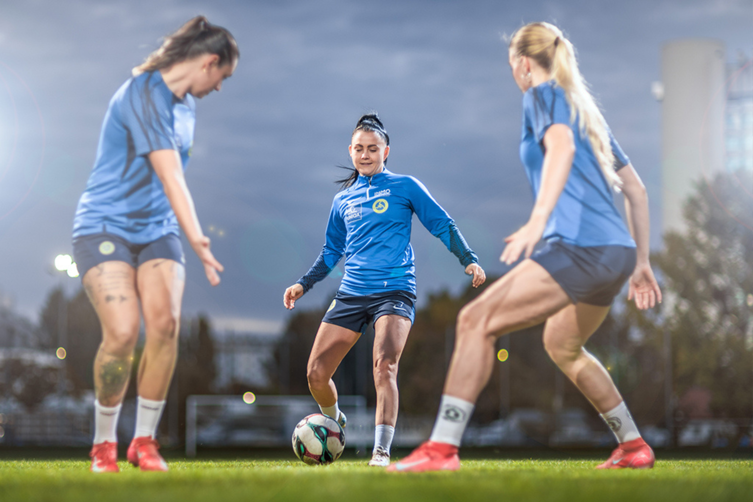 In die Offensive: Der harte Alltag im Profisport