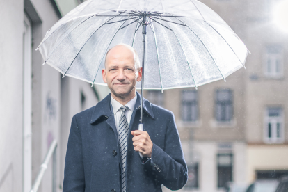 Thomas Hofer, 52, publizierte als Journalist in der Wochenzeitung „Falter“ und im Magazin „profil“. Nach Studien an der George Washington University in den USA wechselte er in die Kommunikationsbranche und gründete 2008 das Consultingunternehmen H&P Public Affairs. | © Markus Zahradnik