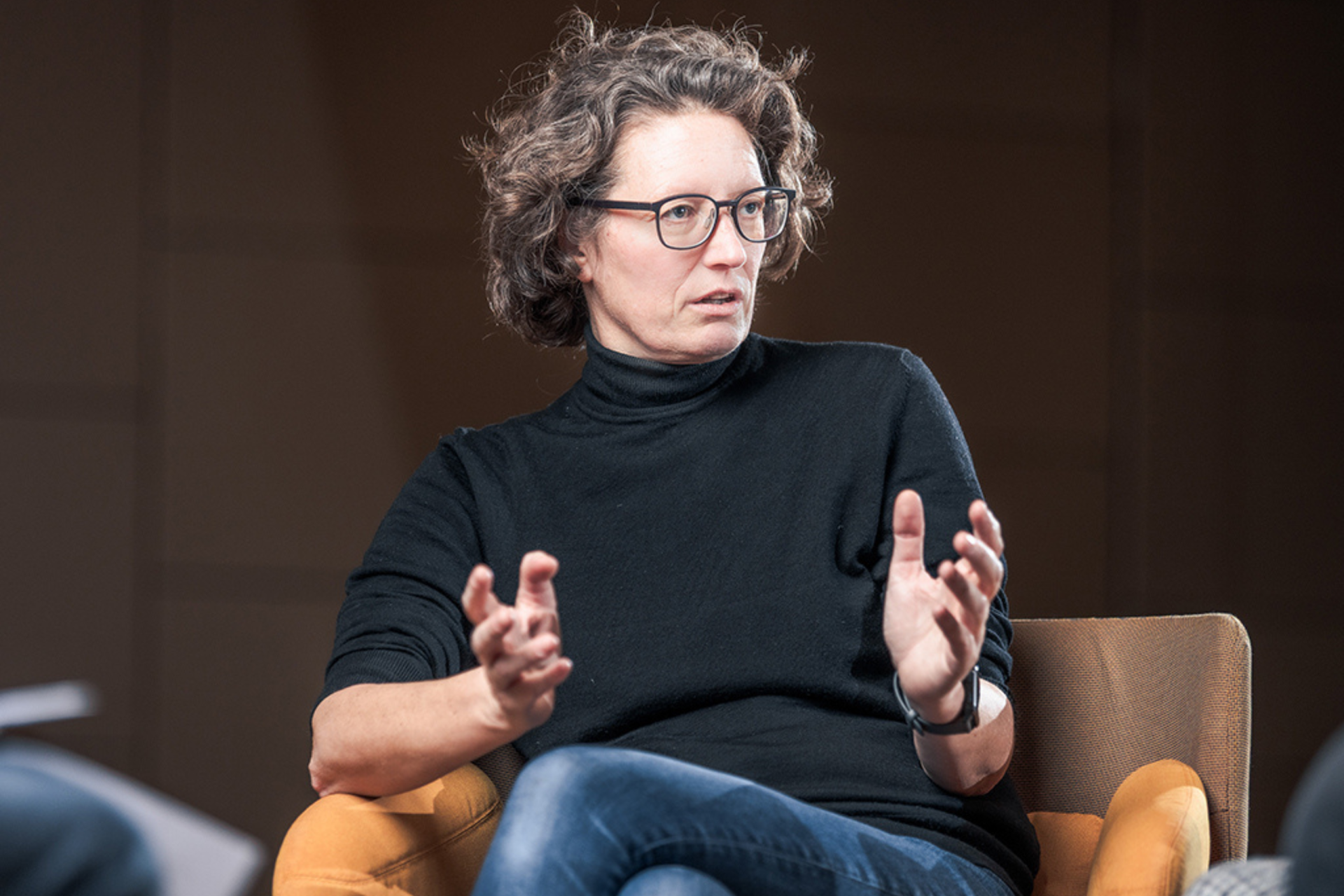 Judith Falkinger studierte Soziologie und Anglistik und war lange als Projektleiterin im Bereich Marktforschung und Statistik tätig. Seit 2020 ist sie Betriebsratschefin in der Statistik Austria.