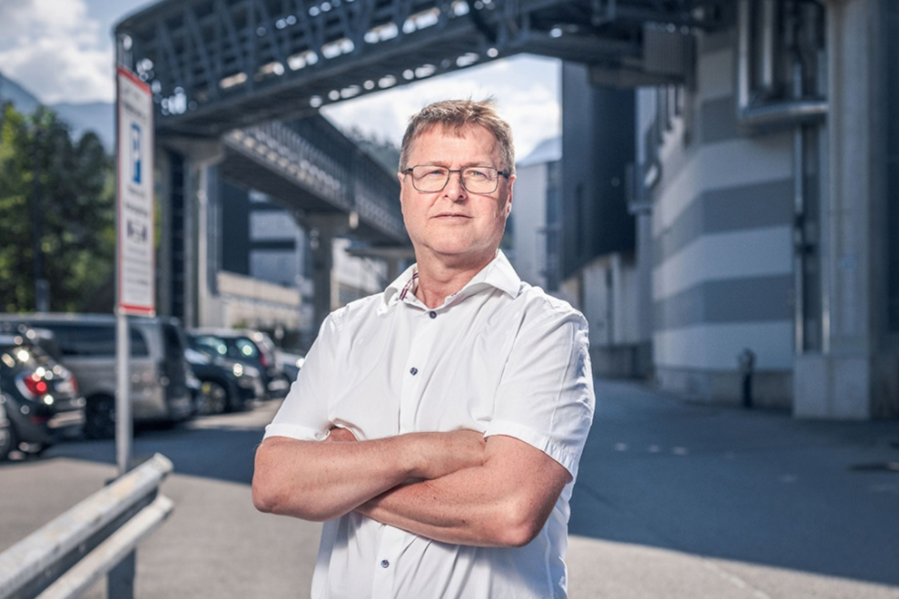 Robert Dreer vertritt die Angestellten bei Plansee in Reutte. Von hier aus beliefert der Industriekonzern die Halbleiterindustrie, die Medizintechnik und die Raumfahrt.